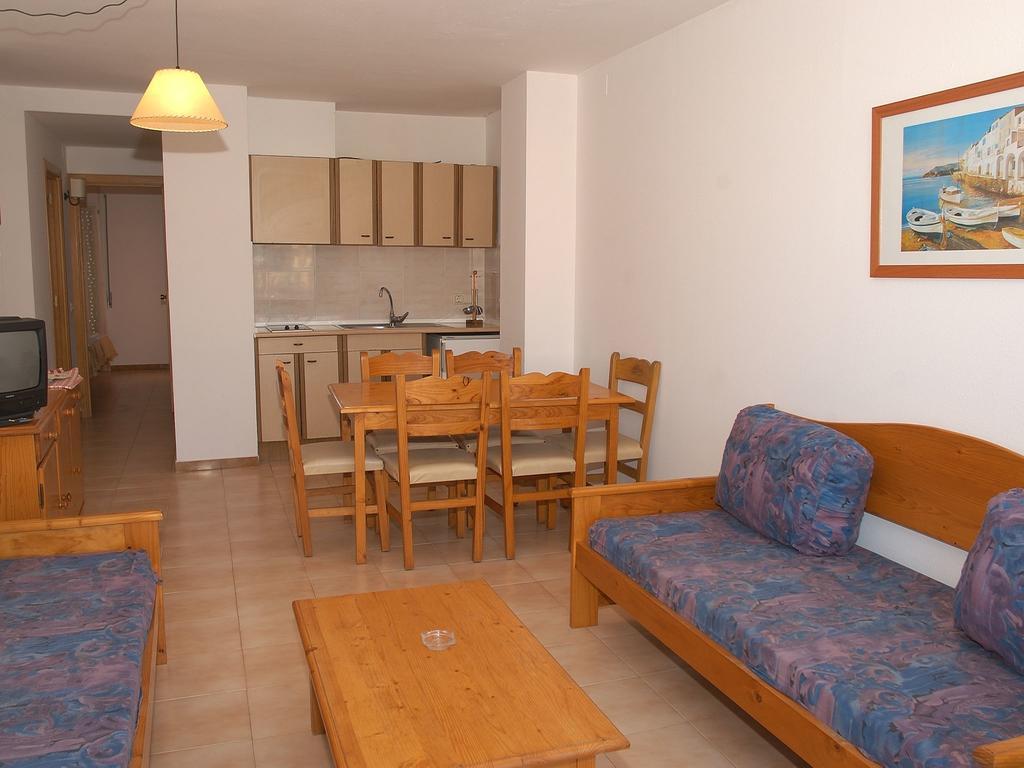 Belvilla By Oyo Comte De Empuries Apt B Empuriabrava Eksteriør billede